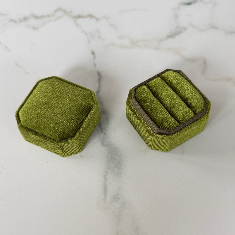 Green Velvet Ring Box